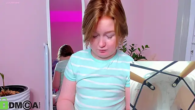 Sara_Robinson webcam
