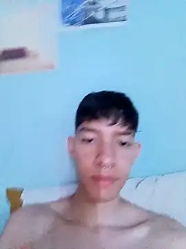 heyy_noah11 webcam