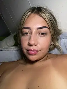 MissCat_ webcam