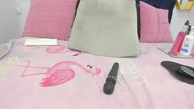 candy_big_tits18 webcam