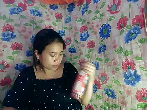 Pinay_Skinny18 webcam