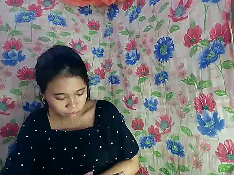 Pinay_Skinny18 webcam