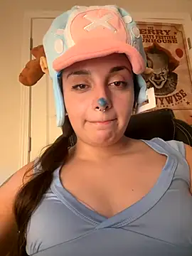 CharmingMaddie webcam