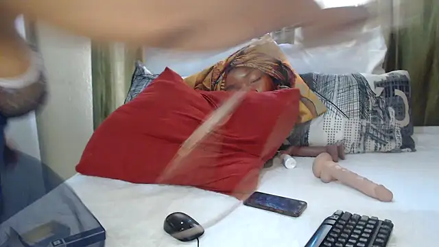 Foxybrownxx1 webcam