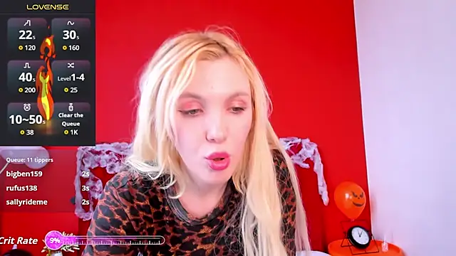 Fluffy_Monica webcam