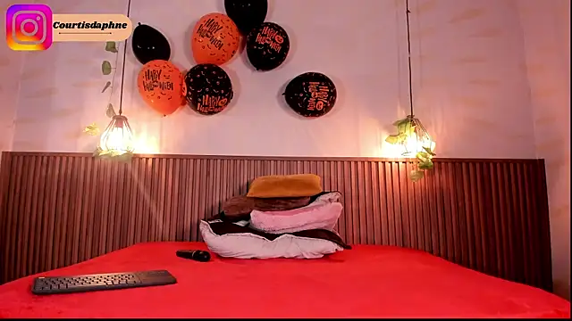 daphne_courtis webcam