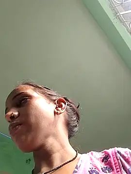 Hotty-Nidhi