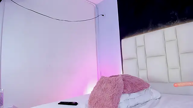 FoxyStarr webcam