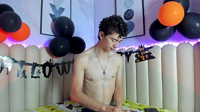Sasha_Blazes webcam