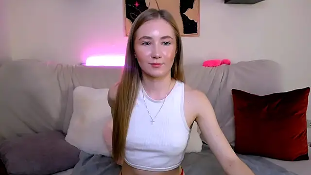 EllyColins webcam