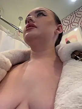 KiraSunshine webcam