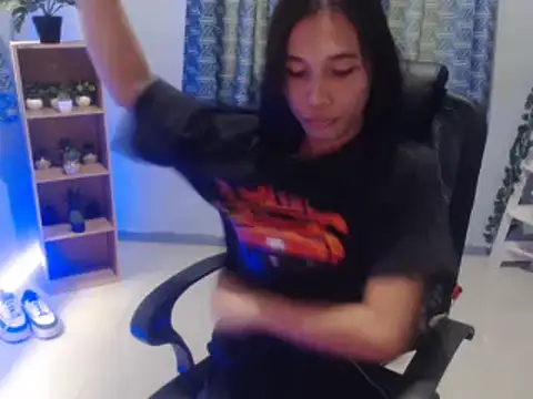 Urfucking_khloe1 webcam