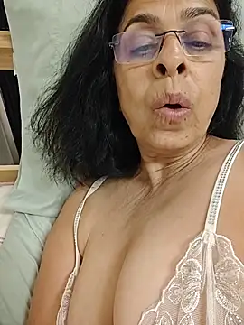 NakedMILFx webcam