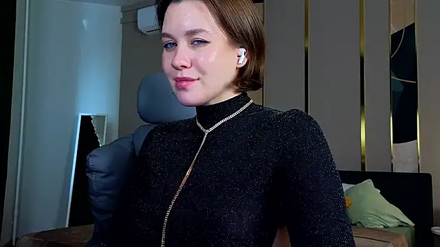 katy__moonj webcam