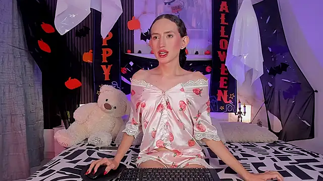 pinky_peach webcam