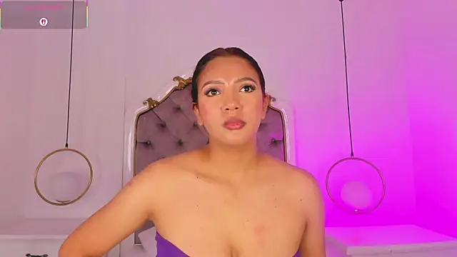 Pushaina__ webcam