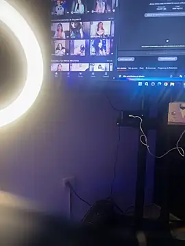Sophie_LS webcam