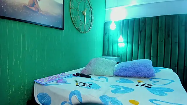zoe_taylorr1 webcam