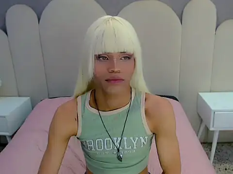 taylor_skinny webcam