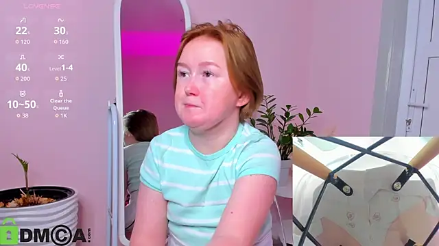 Sara_Robinson webcam