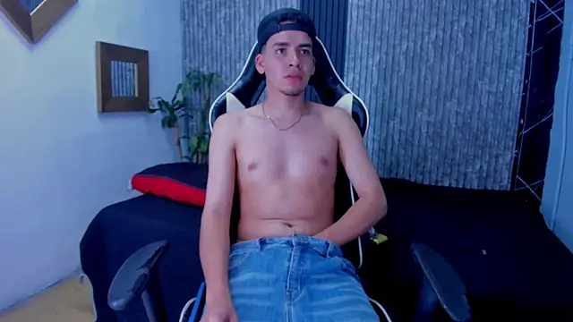 Mike_0233_ webcam