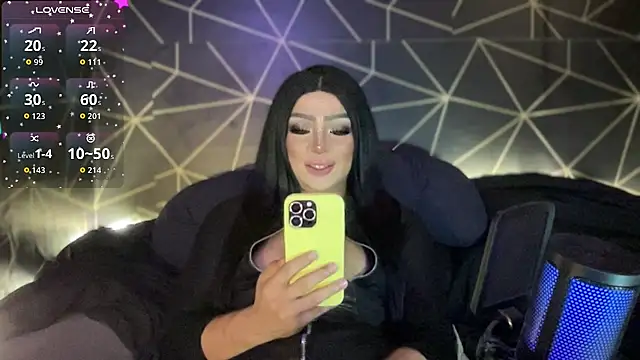 myfruitisswelling webcam