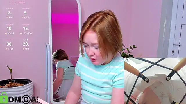 Sara_Robinson webcam