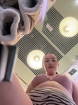 KiraSunshine webcam