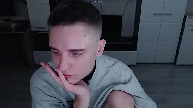 angryzan webcam
