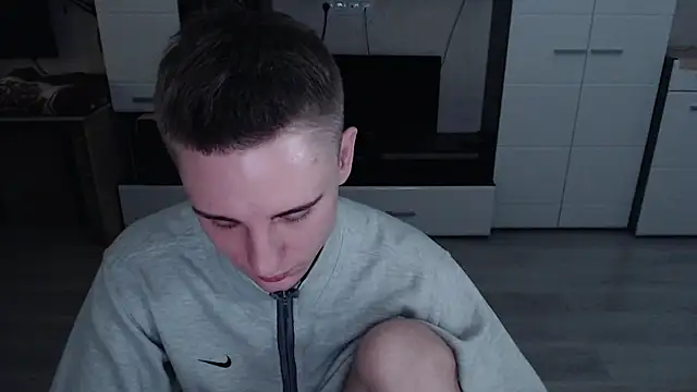 angryzan webcam