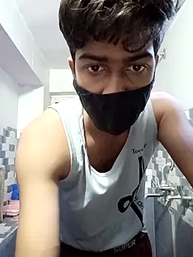 Hotvarunk70 webcam