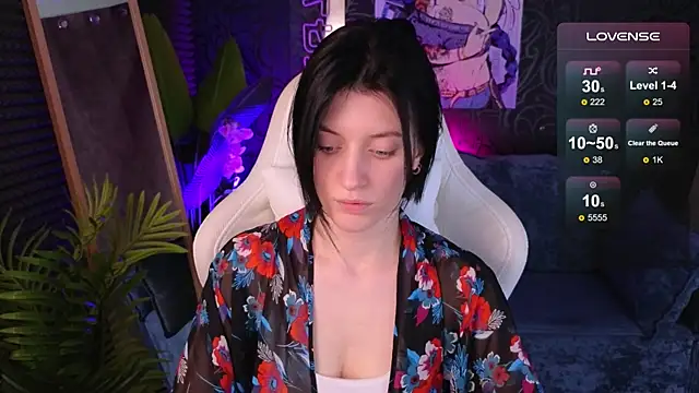 roxy_riot_ webcam