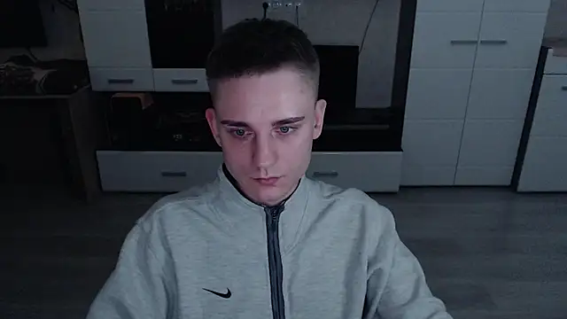 angryzan webcam