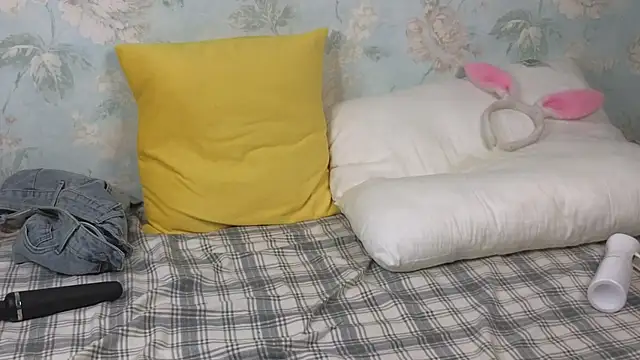 HollieCollelo webcam
