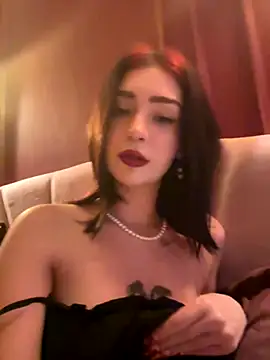 VampyScarlet webcam