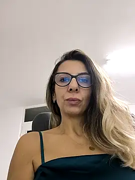 SukyGirl webcam
