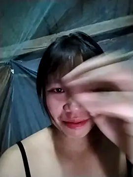 linh-miu99 webcam