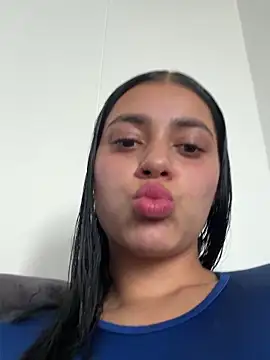 AlannaEvons webcam