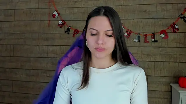 AlisaVersailles webcam