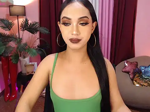 UrasianBIGcock696 webcam