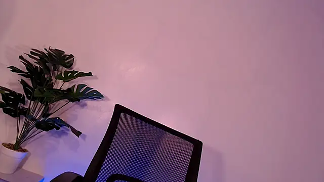 MissCalista_butler webcam