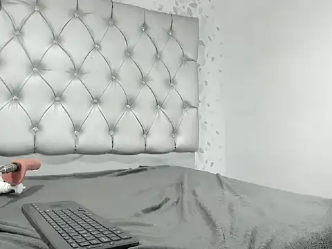 michelle_perla webcam