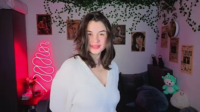 kira_kick