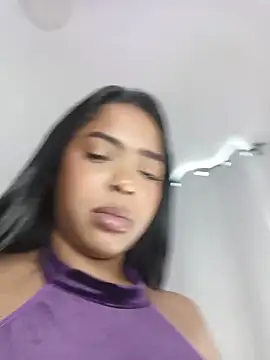 VickyGrey webcam