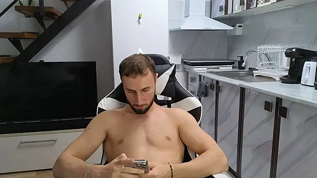 RyanStorm_ webcam