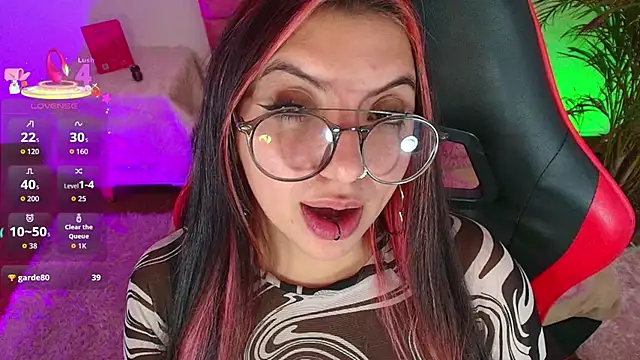is_isaraa webcam