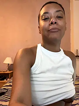 Melia_Rayne