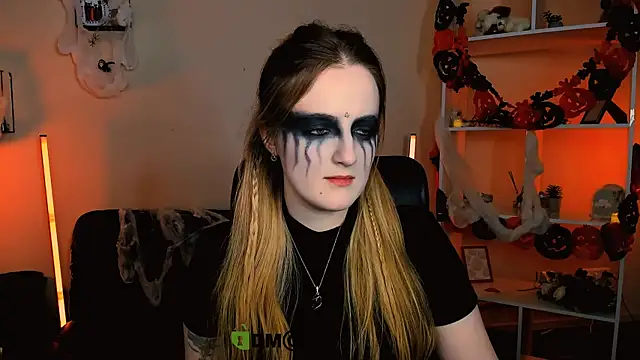 luna_berryy webcam