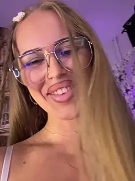 AubrieleRouj1 webcam