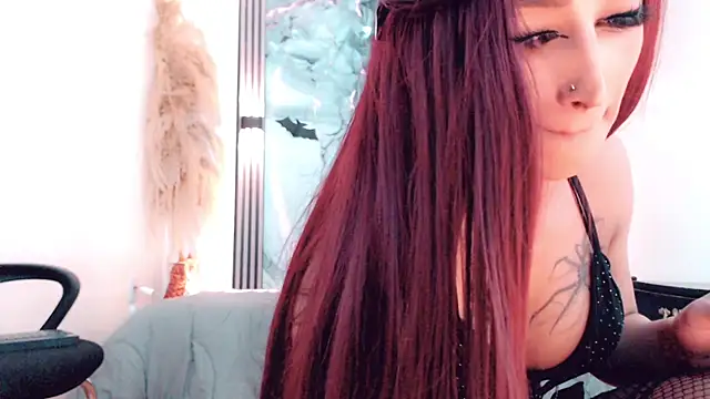 hilary_rodriguez webcam